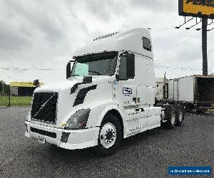 2015 Volvo VNL64T670