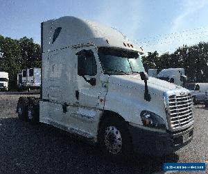 2017 Freightliner CASCADIA 125