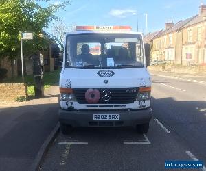 Mercedes Benz 814D Tilt and Slide Recovery Truck