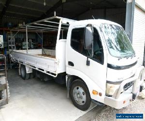 Hino Dutro Truck ute tray back, drive on a car license 2005 model 136000km's for Sale