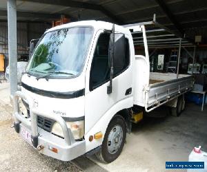 Hino Dutro Truck ute tray back, drive on a car license 2005 model 136000km's