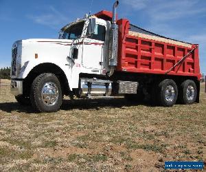 2007 Freightliner FLD120