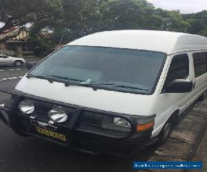 Toyota Hiace 1997 Van (includes Cargo barrier + Pioneer System and Lux Seats)