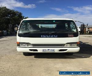 isuzu truck