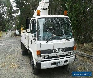 1996 isuzu ewp truck, cherry picker