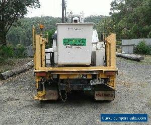 1996 isuzu ewp truck, cherry picker