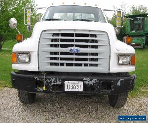 1995 Ford F800