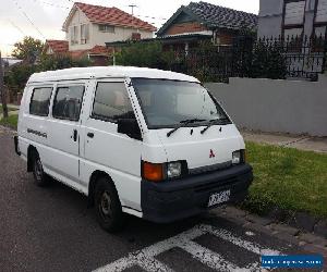 1995 Mitsubishi Express Van