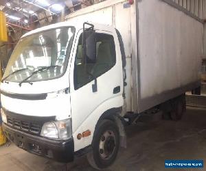 2004 hino pantech