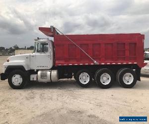 1998 Mack RD688S