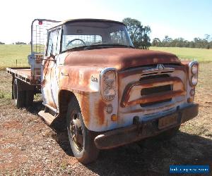 INTERNATIONAL AA160 VINTAGE TRUCK