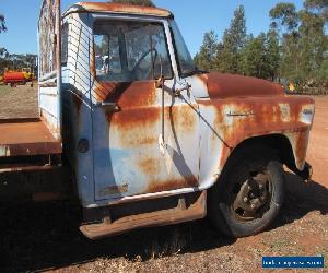 INTERNATIONAL AA160 VINTAGE TRUCK