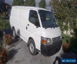 Toyota Hiace 2000 - 220,000 kms- Manual - 2.4l Petrol - Very Clean - Come see it