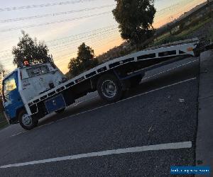 Mitsubishi Canter - tow truck